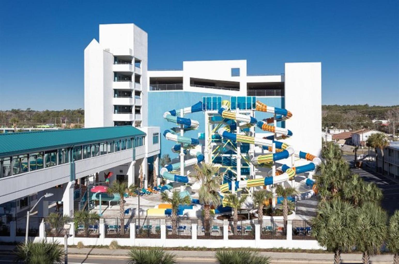 Remodeled Condo, Waterpark View At Landmark Resort マートルビーチ エクステリア 写真