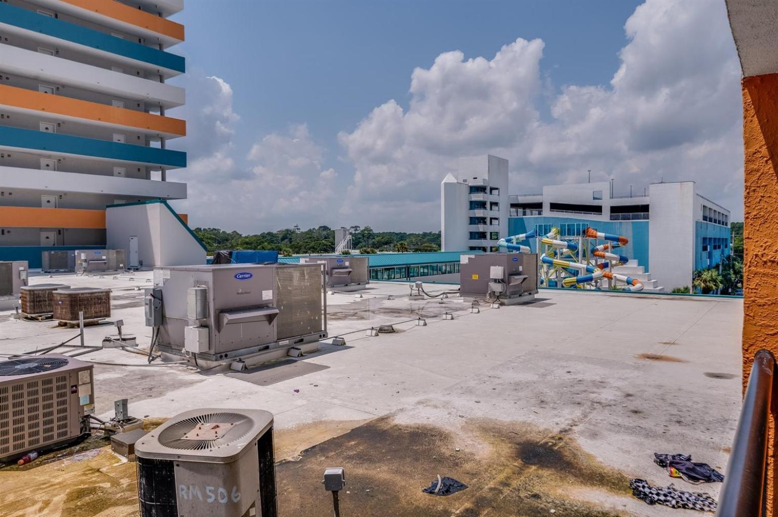 Remodeled Condo, Waterpark View At Landmark Resort マートルビーチ エクステリア 写真